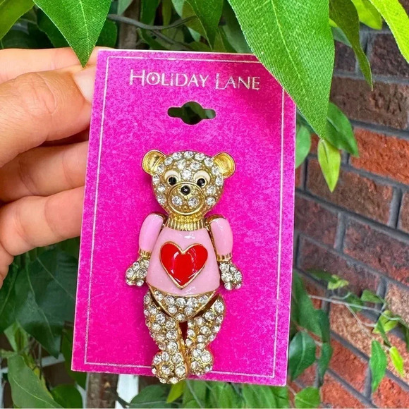 Barbie Bear Pink Heart Crystal Brooch NWT - Picture 1 of 5